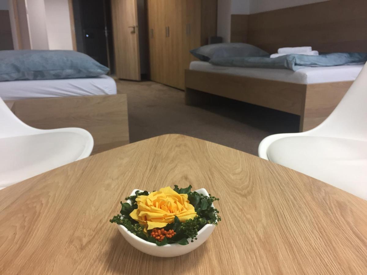 Hotel Bothe Považská Bystrica Exteriör bild